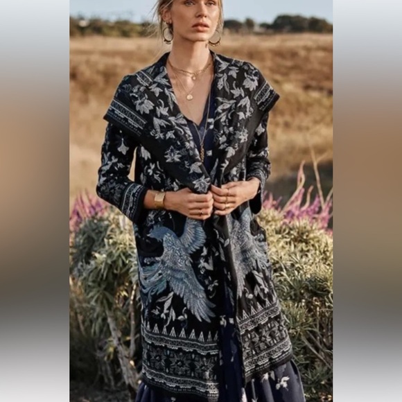 Elegant Black and Gray Patterned Long Cardigan - Picture 1 of 8